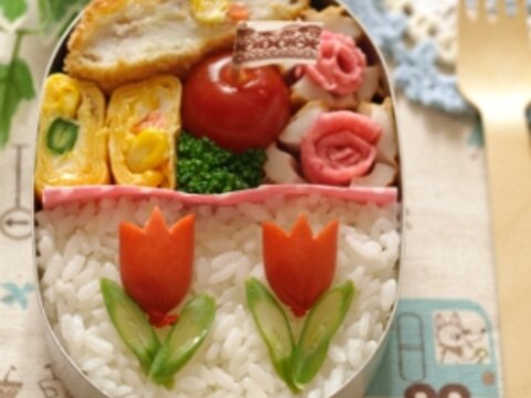 【+5min】赤ウインナーのチューリップ弁当